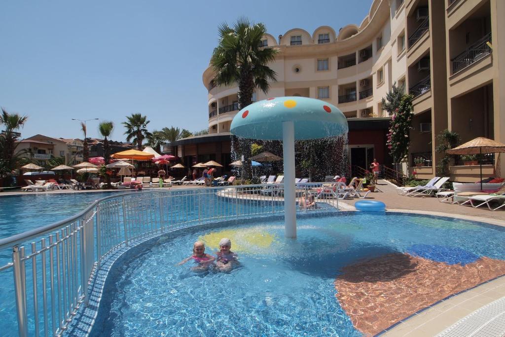 Costa Mare Suites Marmaris Exterior foto